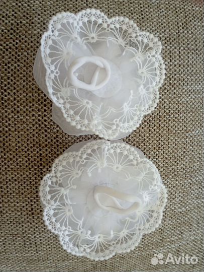 Белые бантики