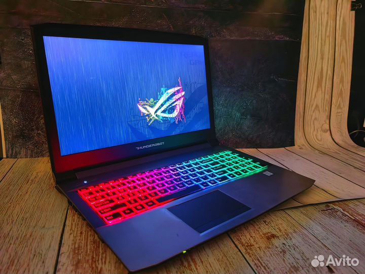 Ноутбук игровой i7 / GTX 1050 Ti игры + редакторы