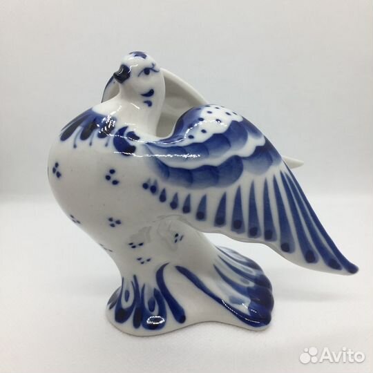 Скульптура гжель пара голуби