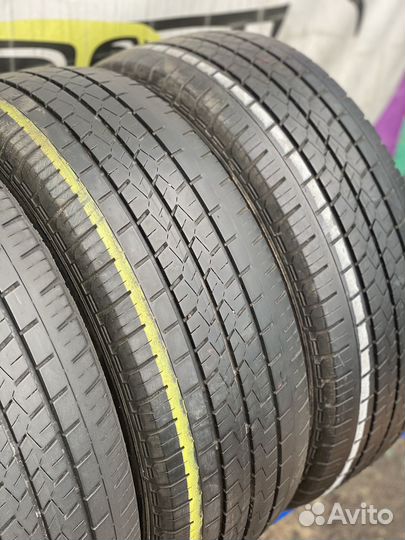 Bridgestone Duravis R410 215/65 R15C 104T