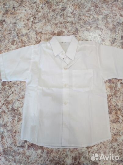 Продам костюм тройка на мальчика