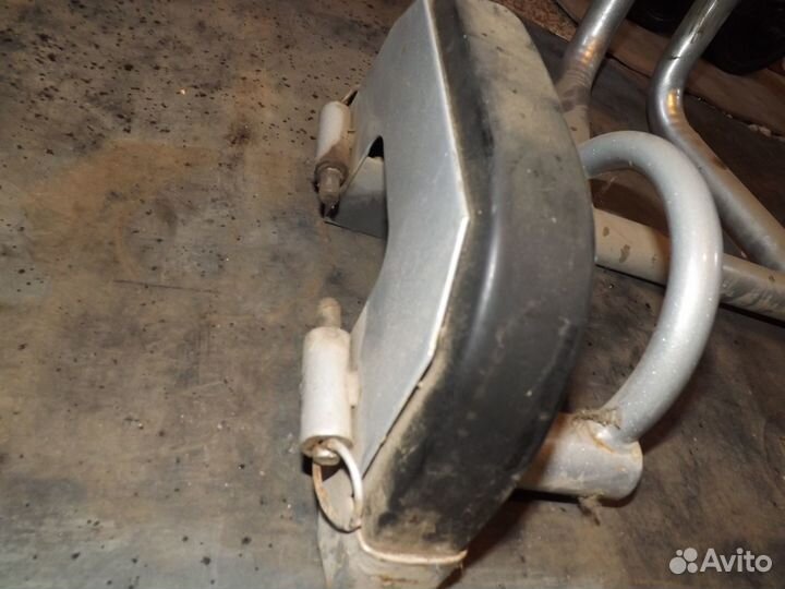 Крепление запаски на ниву