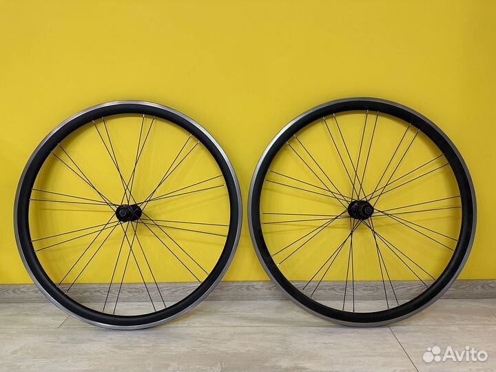 Комплект колес шоссе под ободной тормоз (сток с me