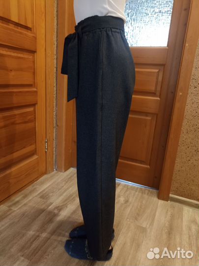 Школьная форма для девочки серая