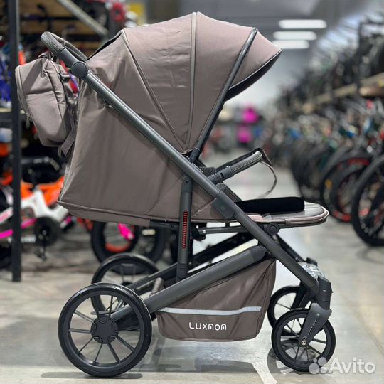 Прогулочная коляска Lux 790