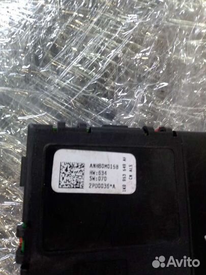 Блок управления переключателя VW Golf 5