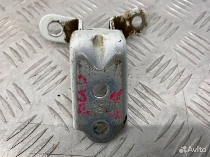 Б/У петля двери задний правый Kia Rio 3 UB D4FC