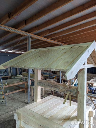 Изделие из дерева ручной работы, Колодец