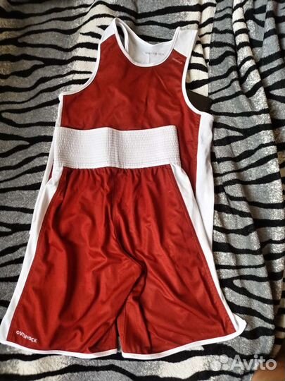 Костюм для занятия боксом