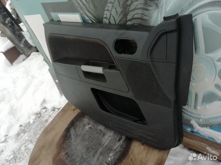 Обшивка дверная Ford Fusion 2002 - 2012 г. в