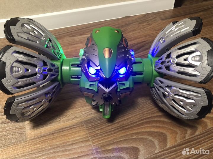 Радиоуправляемый большой робот Бакуган Plasmodium