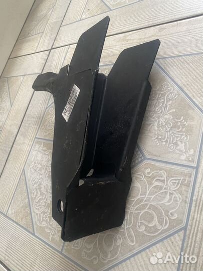 Кронштейн поперечной тяги ваз 2101-07