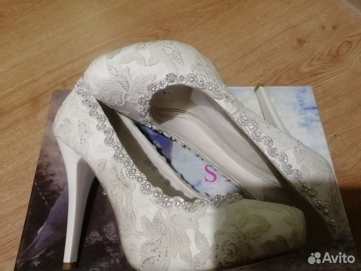 Продам туфли