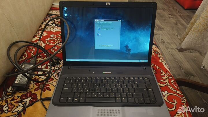 Ноутбук простенький hp530