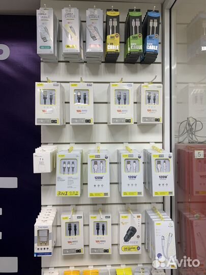 Зарядки и кабеля для телефонов/планшетов