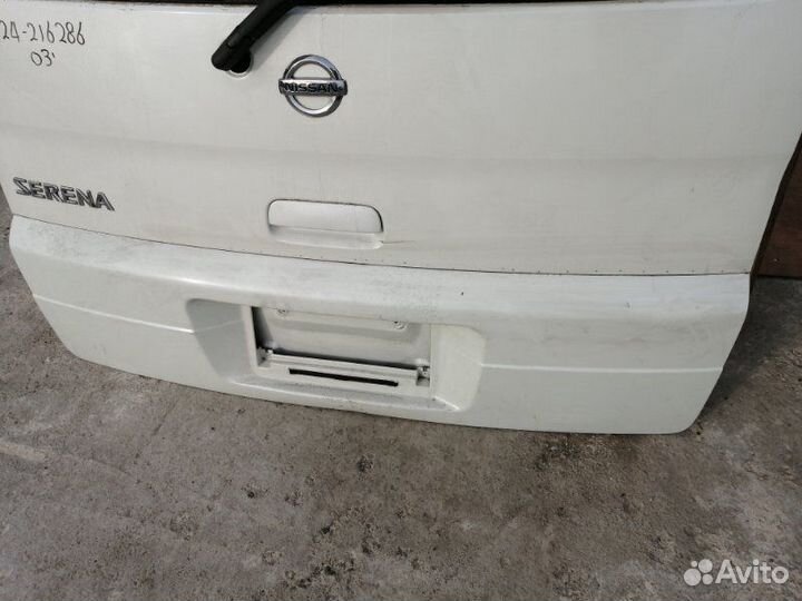 Дверь багажника Nissan Serena C24