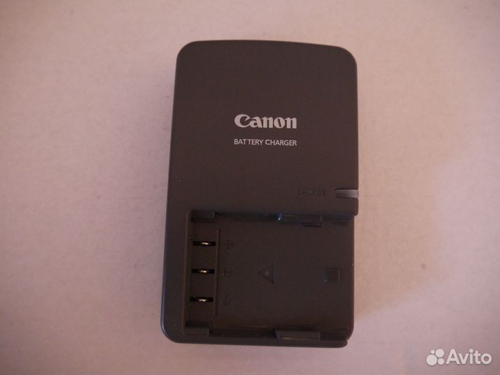Зарядное устройство для фотоаппарата