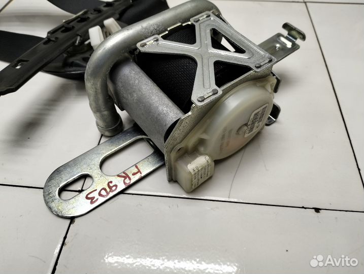 Ремень безопасности передний правый Grand Cherokee