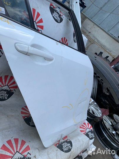 Дверь задняя правая Mazda 3 BL