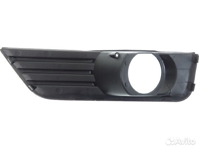 Оправа противотуманной фары правая Focus