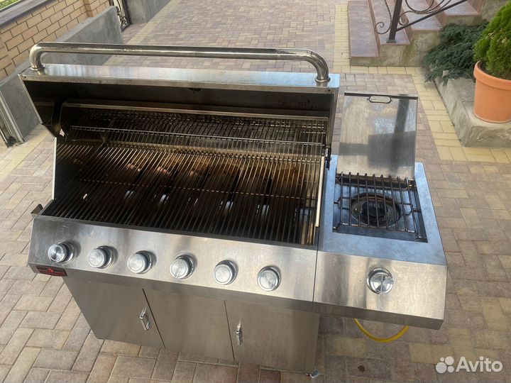 Газовый глриль на 6 горелок