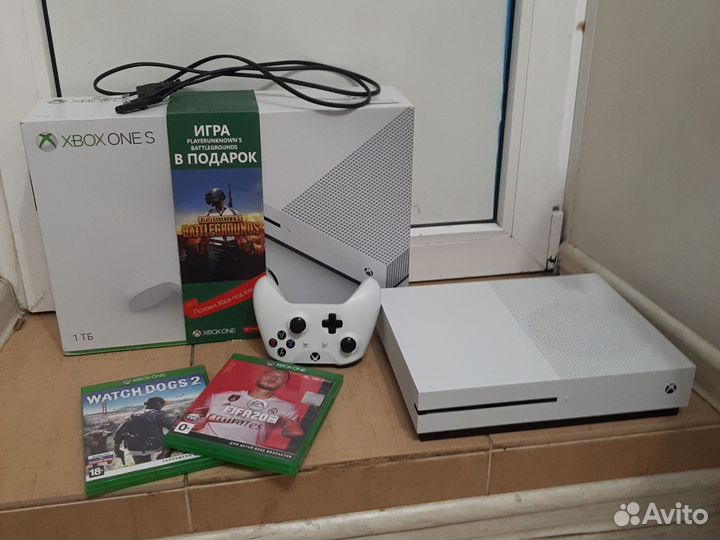Xbox One s