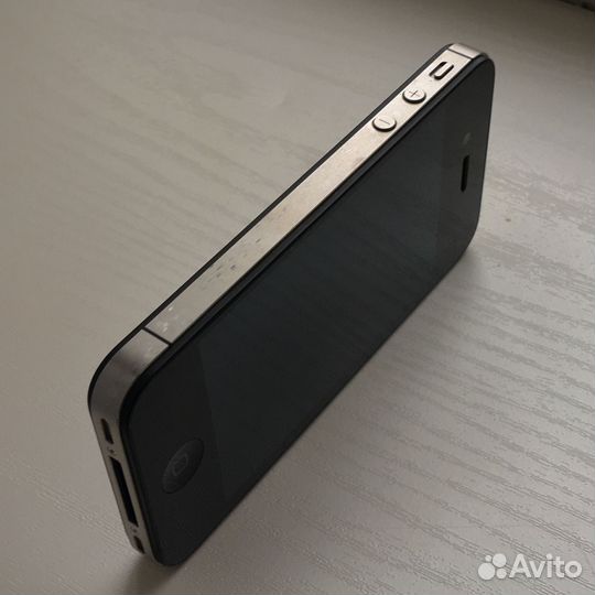 iPhone 4S, 64 ГБ