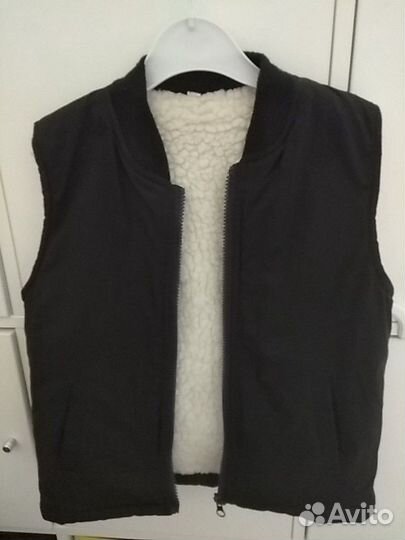 Жилет тёплый