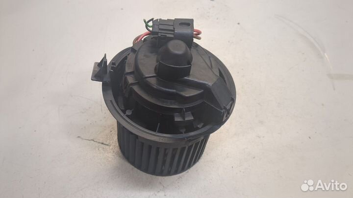 Двигатель отопителя Dacia Sandero 2012, 2013