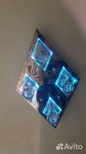 Люстра с пультом