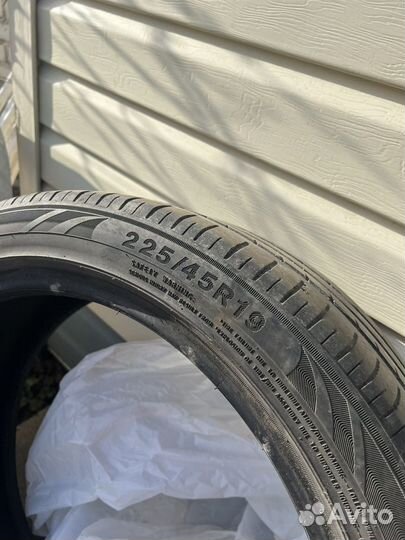 Triangle Sportex TSH11 225/45 R19 96Y