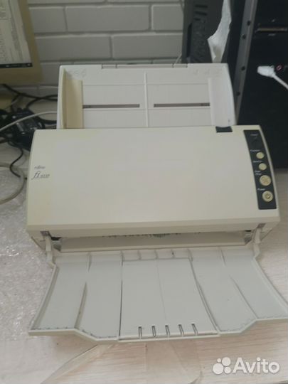 Сканер офисный fujitsu fi-6110