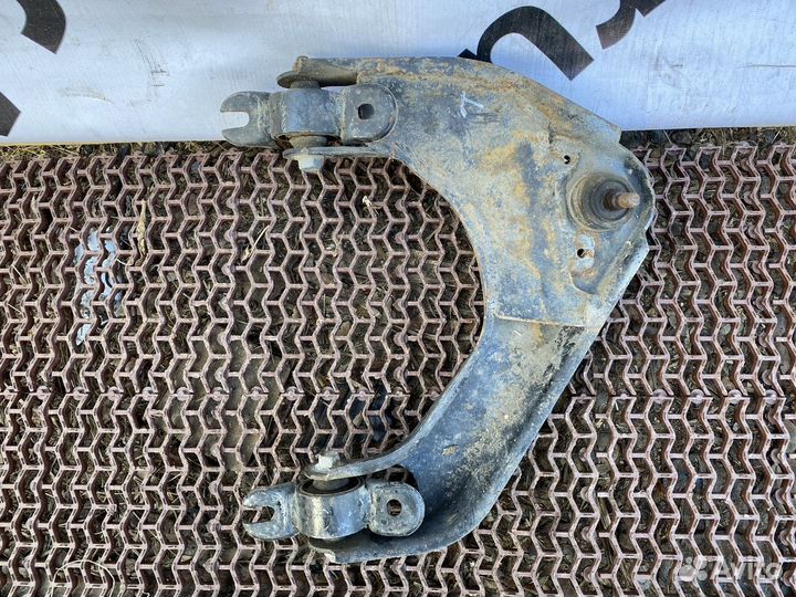 Рычаг верхний задний левый Эпика Chevrolet Epica