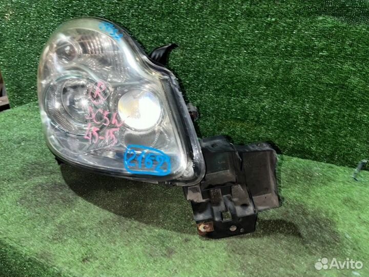 Фара передняя правая Mazda Verisa DC5R