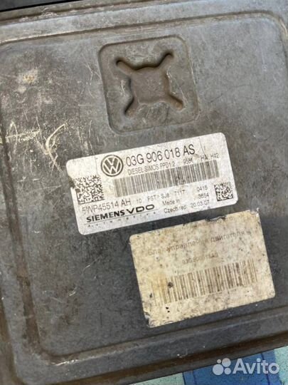 Блок управления двигателем 03G906018AS