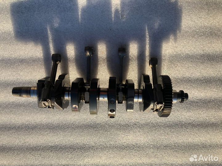 Kawasaki Z750 2006 коленчатый вал