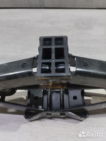 Домкрат штатный Opel Vectra C/signym