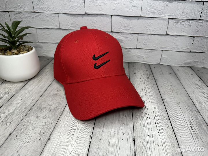 Бейсболка женская Nike