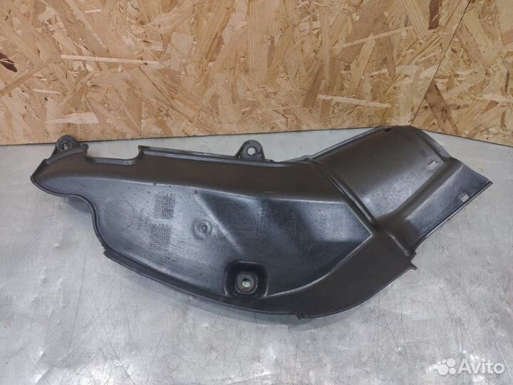 Крышка кронштейна канала Scania P8X400 самосвал