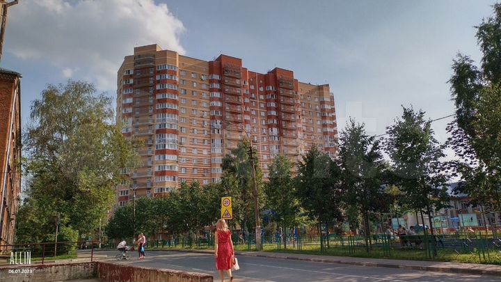 2-к. квартира, 63,5 м², 8/17 эт.