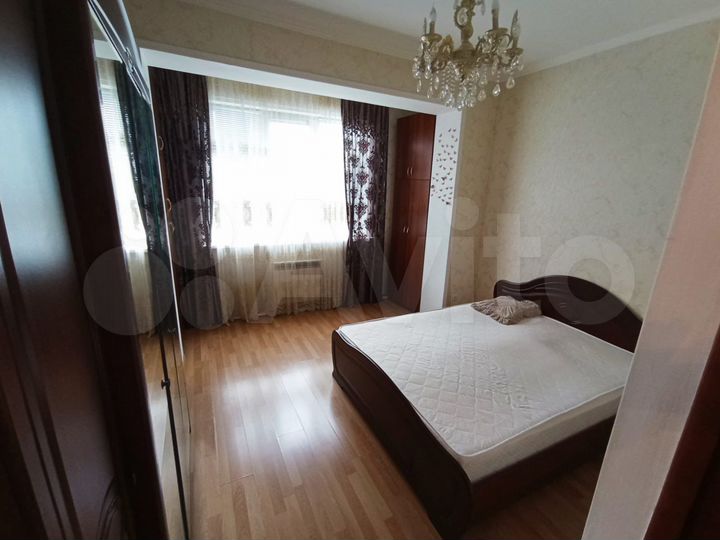 2-к. квартира, 84 м², 3/8 эт.