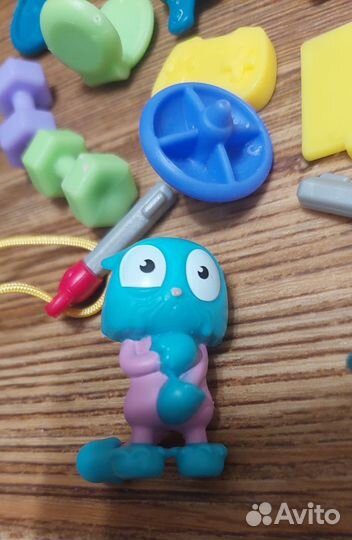 Lost kitties (Hasbro 2018), наклейки, аксессуары