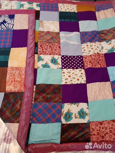 Лоскутное одеяло ручной работы