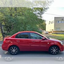 Kia Rio 1.4 AT, 2011, 91 000 км, с пробегом, цена 850 000 руб.