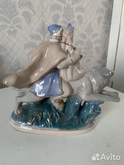 Статуэтка « Иван царевич на сером волке»