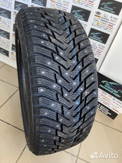 Nokian Tyres Hakkapeliitta 8 SUV 285/65 R17 116T