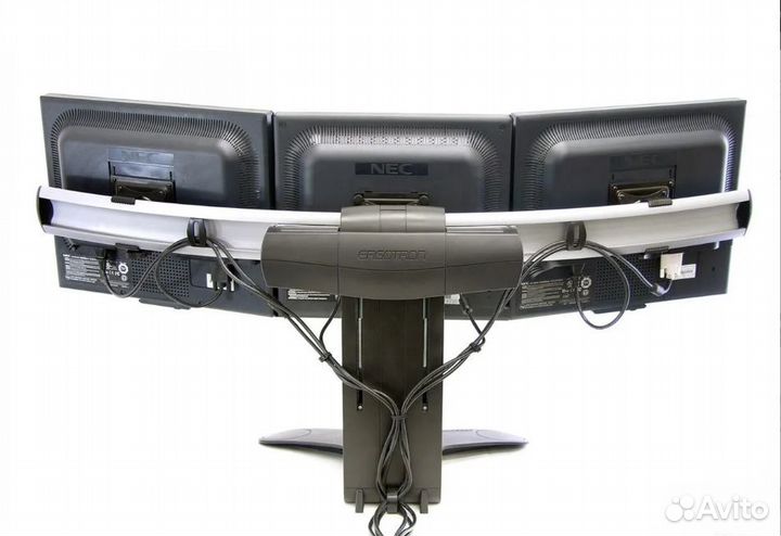 Крепление для трех мониторов