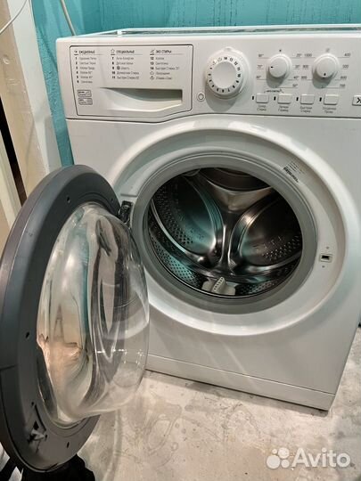Стиральная машина бу Hotpoint ariston на 5 кг
