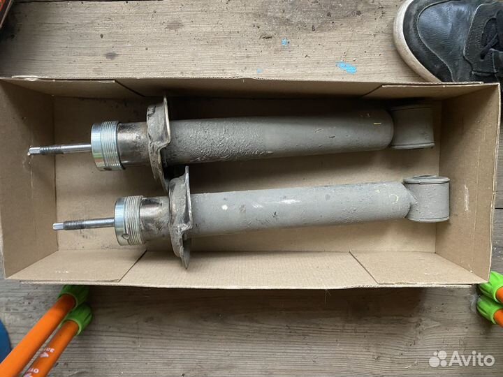 Стойки астон -70