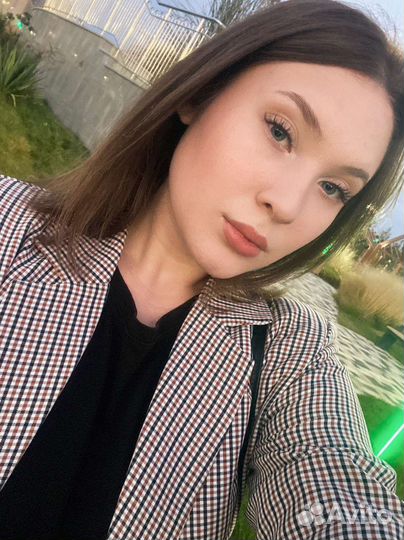 Няня, продавец